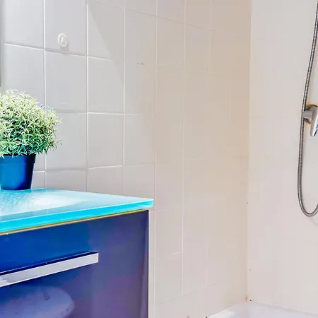 Cosy Sous Les Toits En Plein Centre-ville Διαμέρισμα *